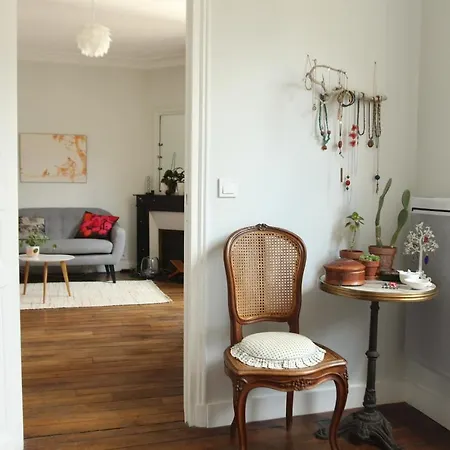 Charming Apartment Near Batignolles * 巴黎