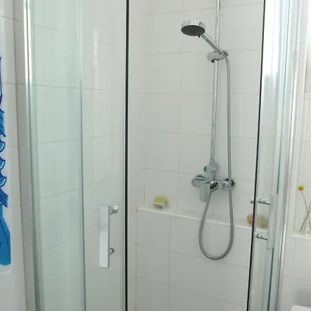Charming Apartment Near Batignolles 巴黎